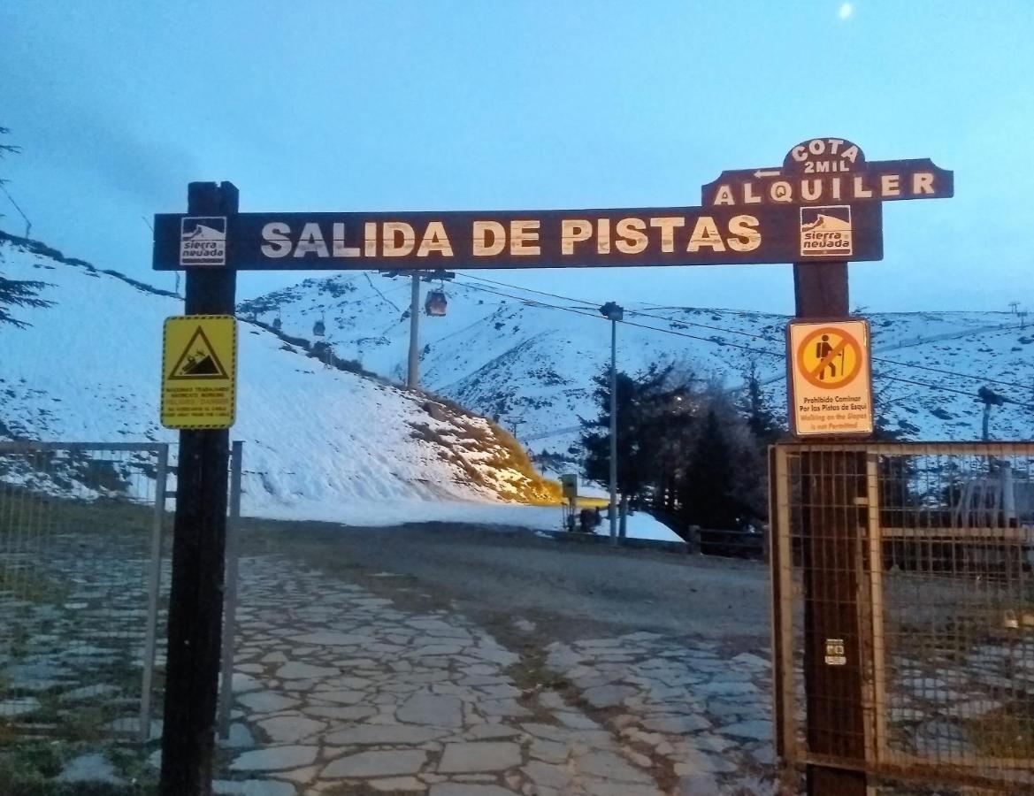 Todosierranevada Zona Baja -Plaza Principal-Junto A Los Telecabinas Sierra Nevada Luaran gambar